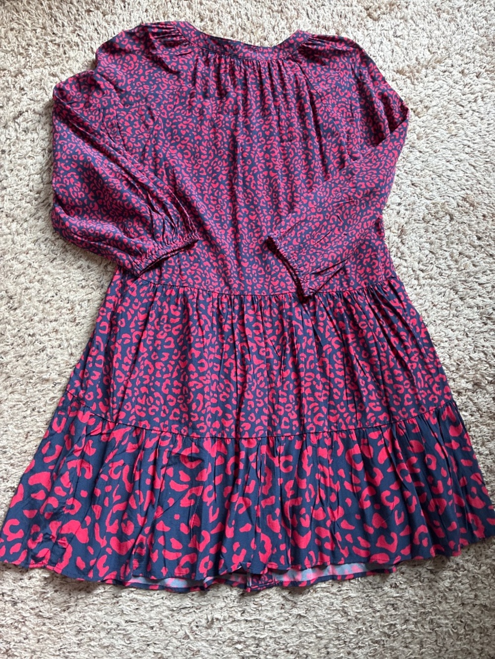 Vineyard Vines leopard tiered dress, size medium, NWT - Picture 5 of 5